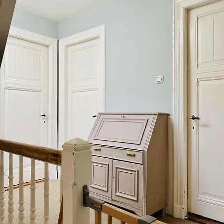 Villa Familiehuis Aan Zee Met Ruim Dakterras